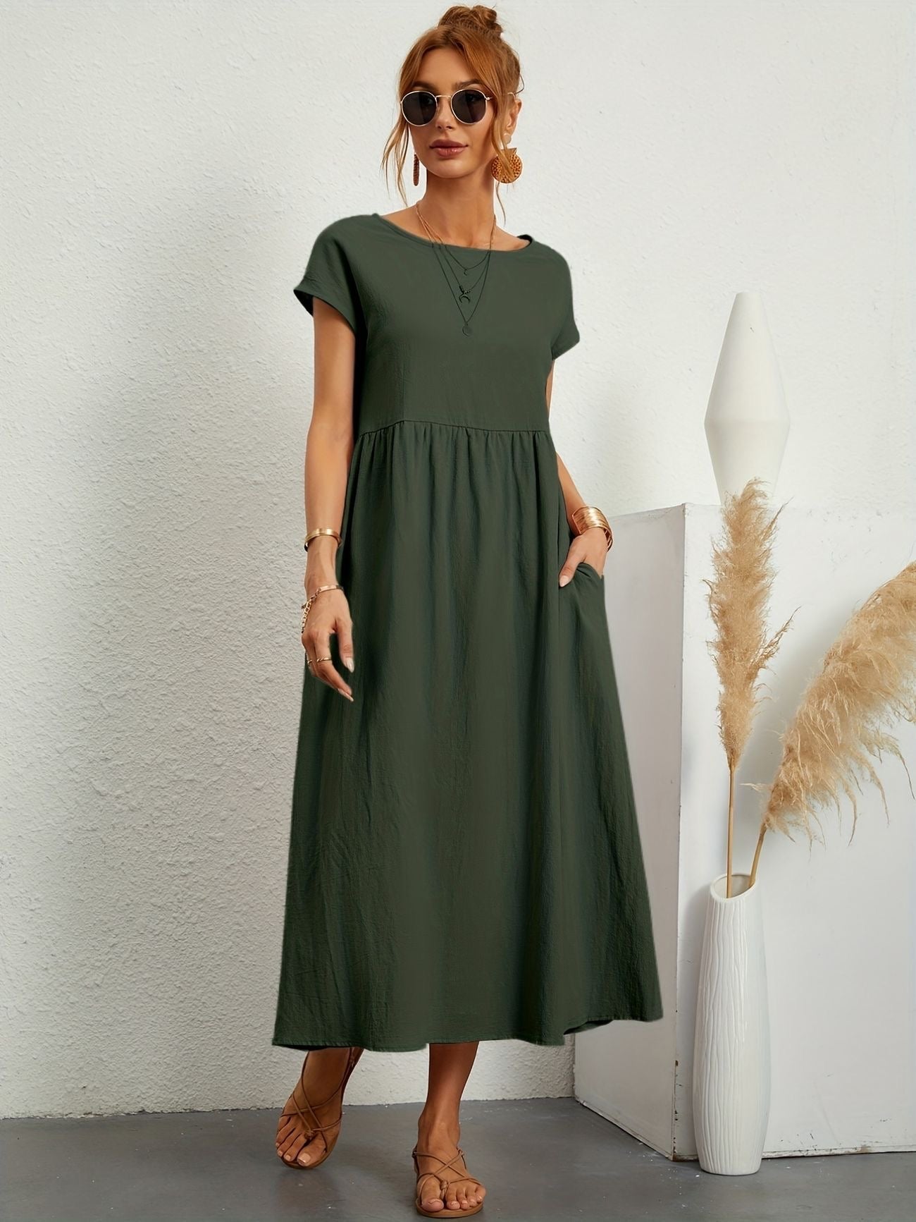 Women's Lightweight Dress with Short Sleeves and A-Line Cut