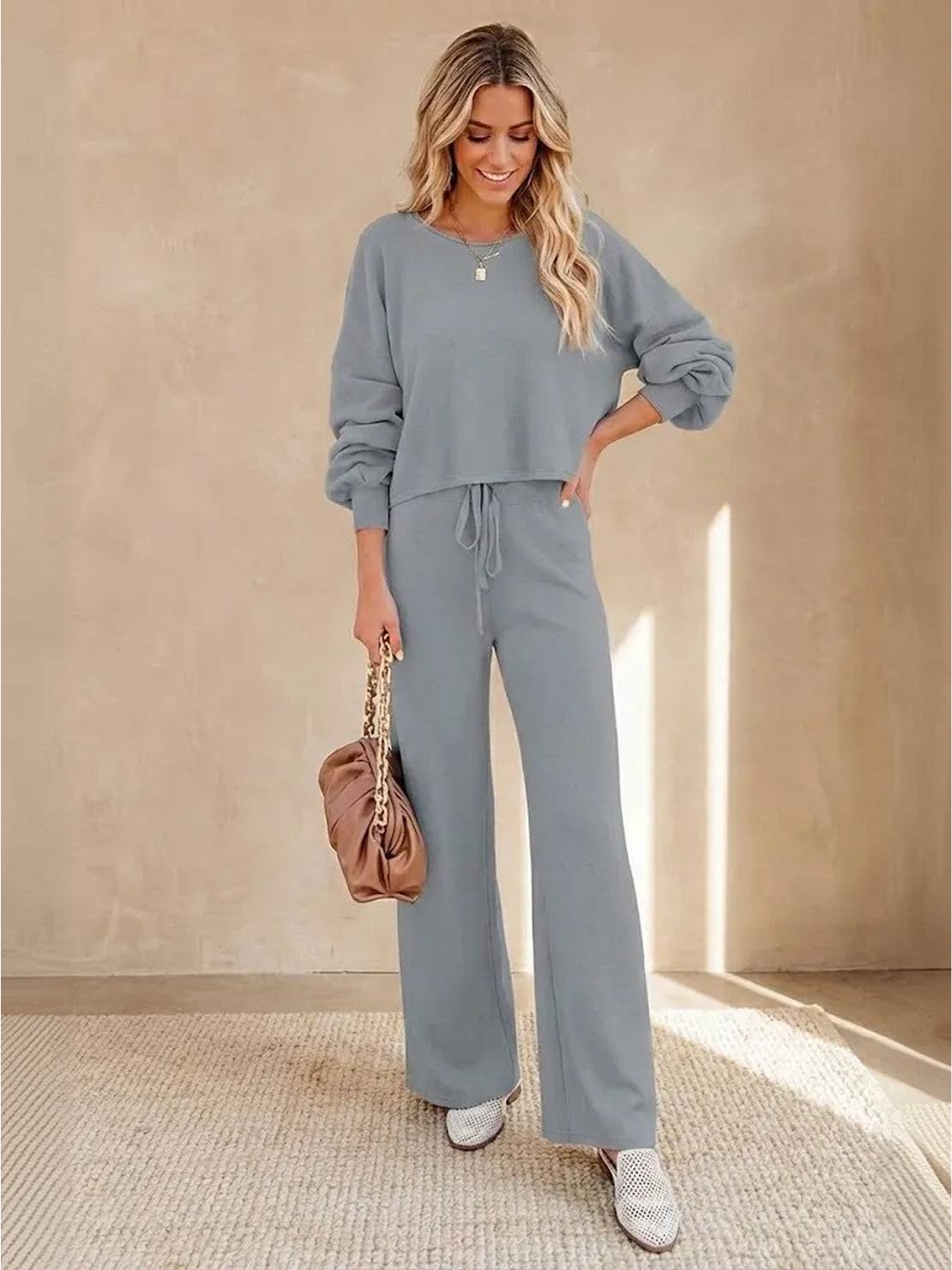 Women's Lounge Set with Cropped Sweatshirt and Wide-Leg Trousers
