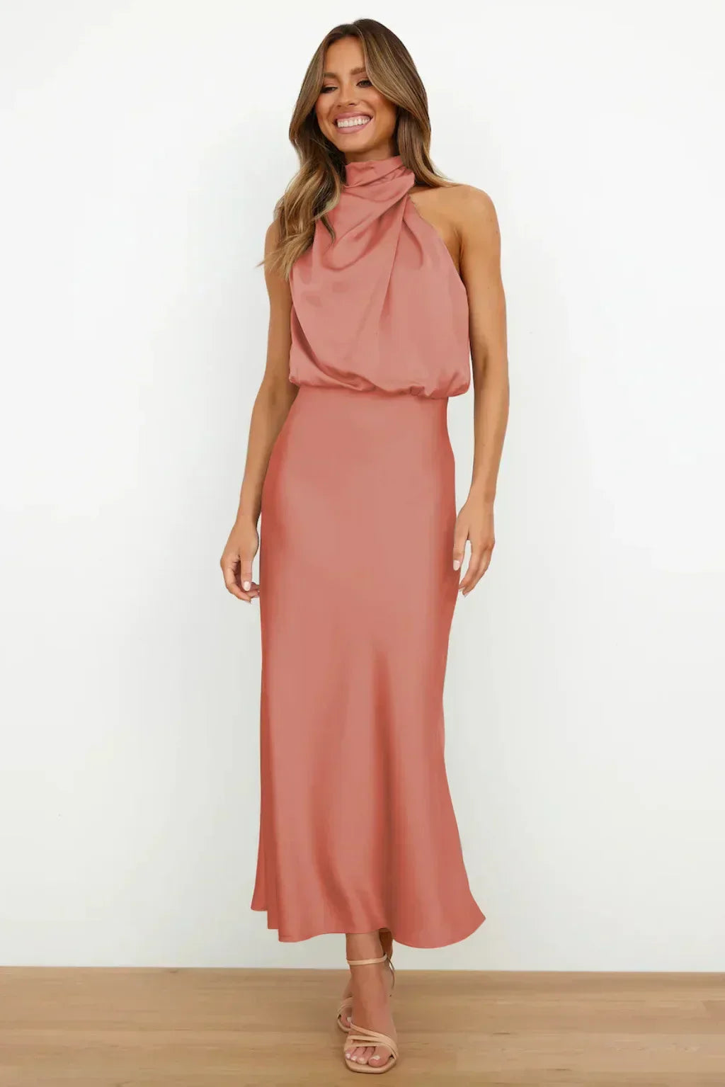 Women's Halter Evening Dress with Open Back and Floor-Length Design