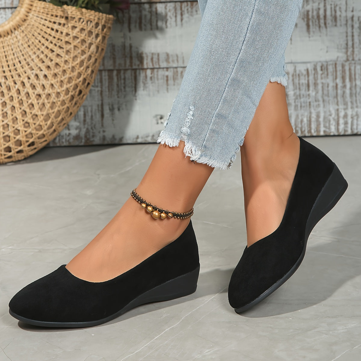 Lioren | Comfortable Wedge Shoes