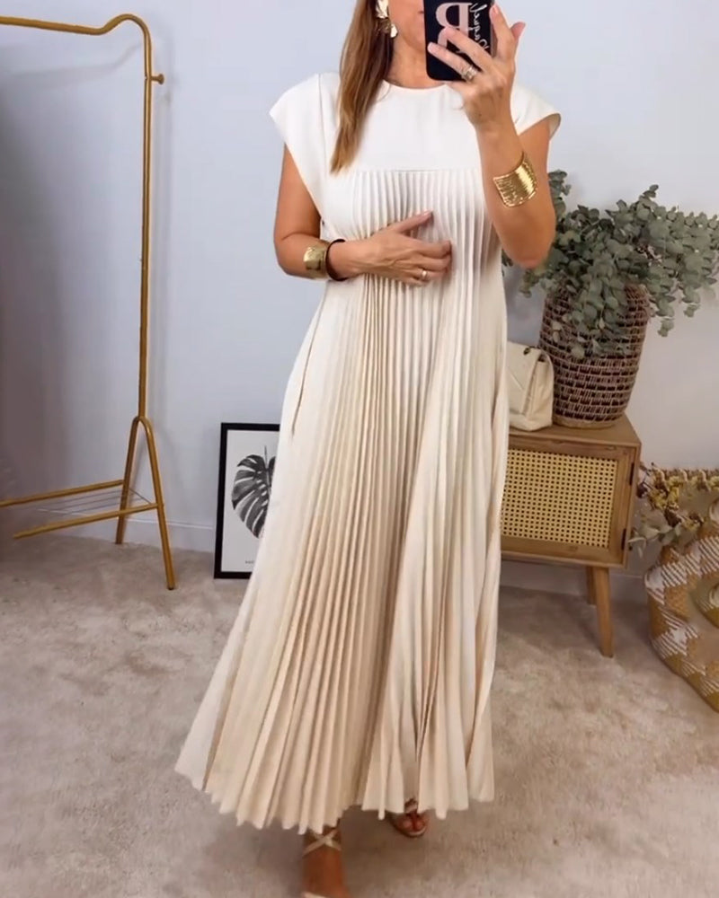 Women's Pleated Maxi Dress with Flowing Design and Versatile Style