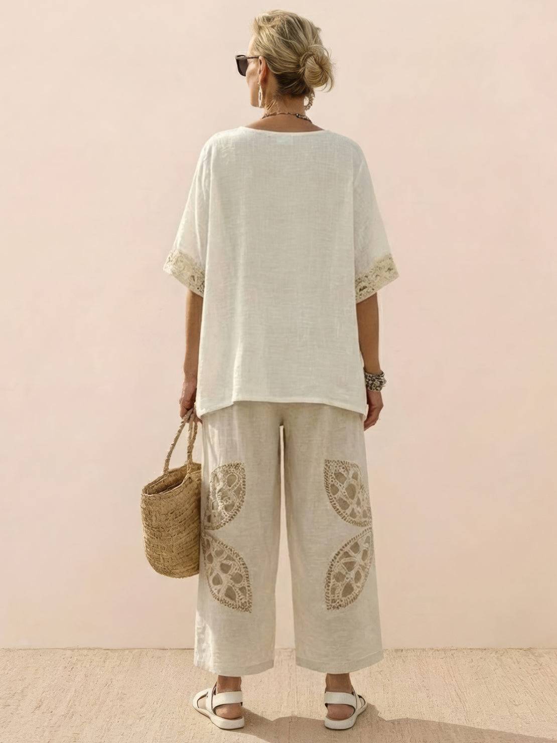 Women's Striped Two-Piece Set with Wide-Leg Trousers and Tee