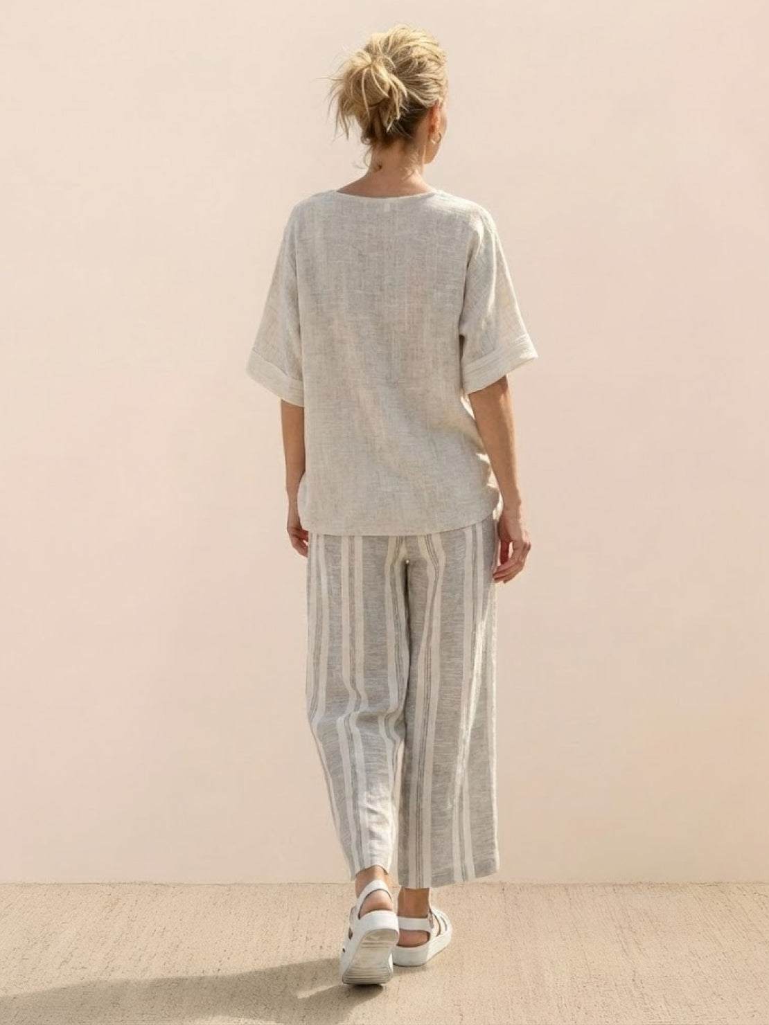 Women's Striped Two-Piece Set with Wide-Leg Trousers and Tee