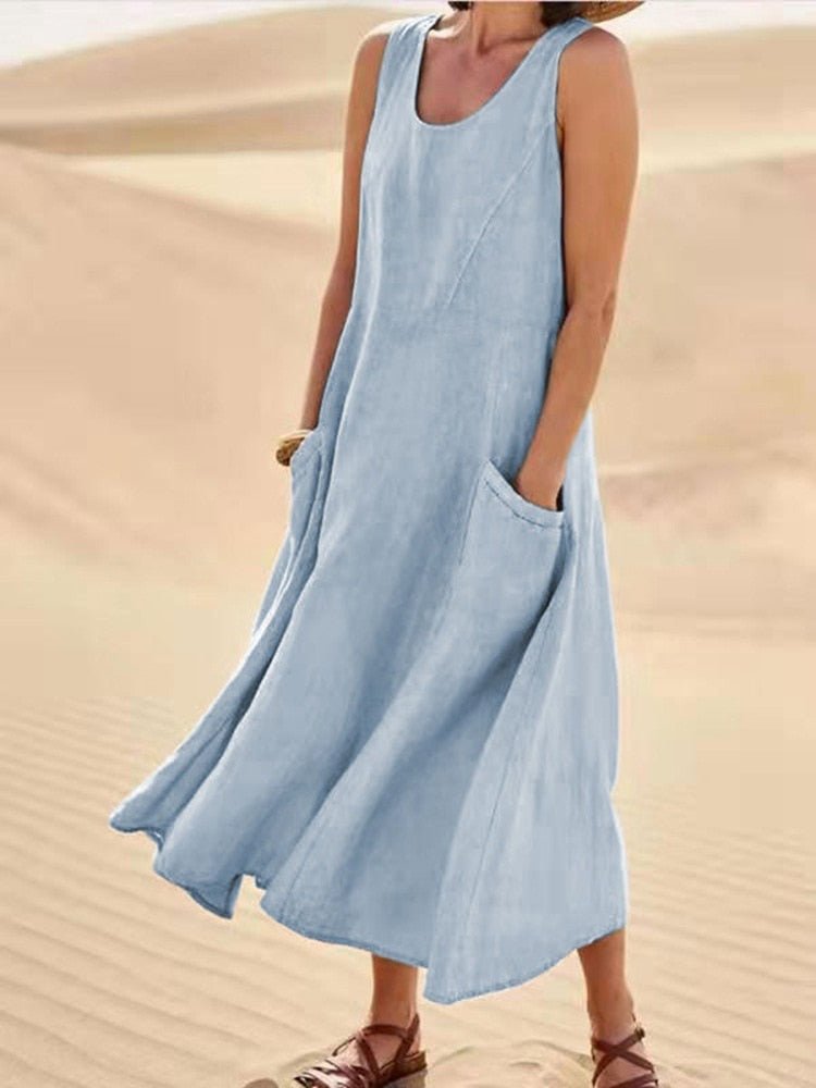 Women's Casual Sleeveless Maxi Dress with Scoop Neck and Pockets