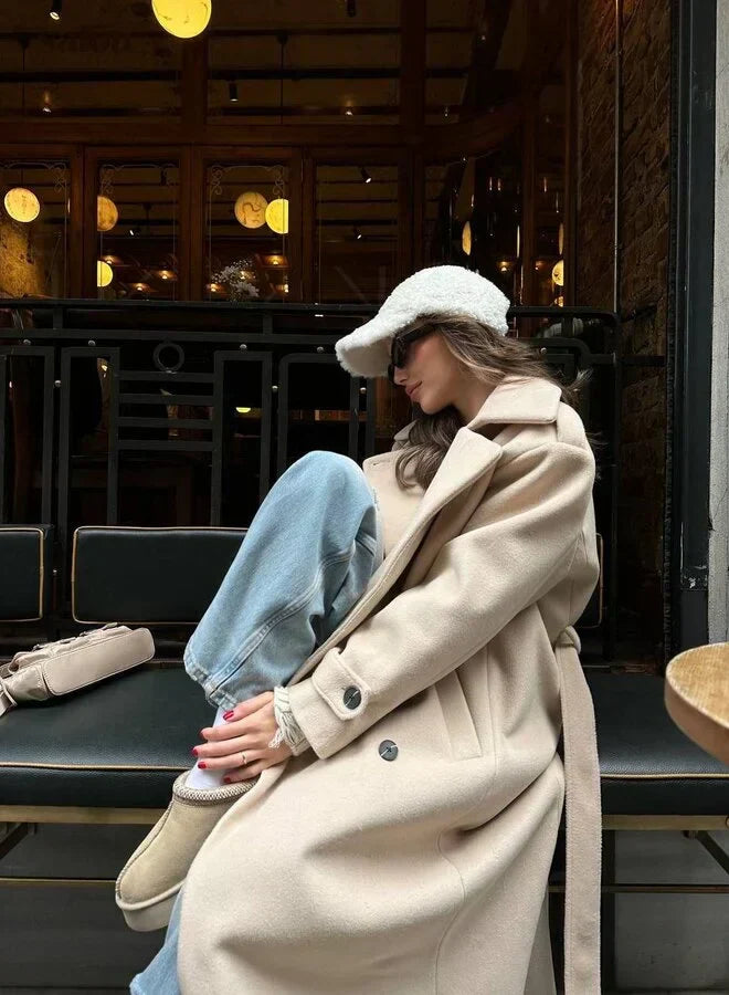 Women's Classic Overcoat with Tailored Fit and Warmth