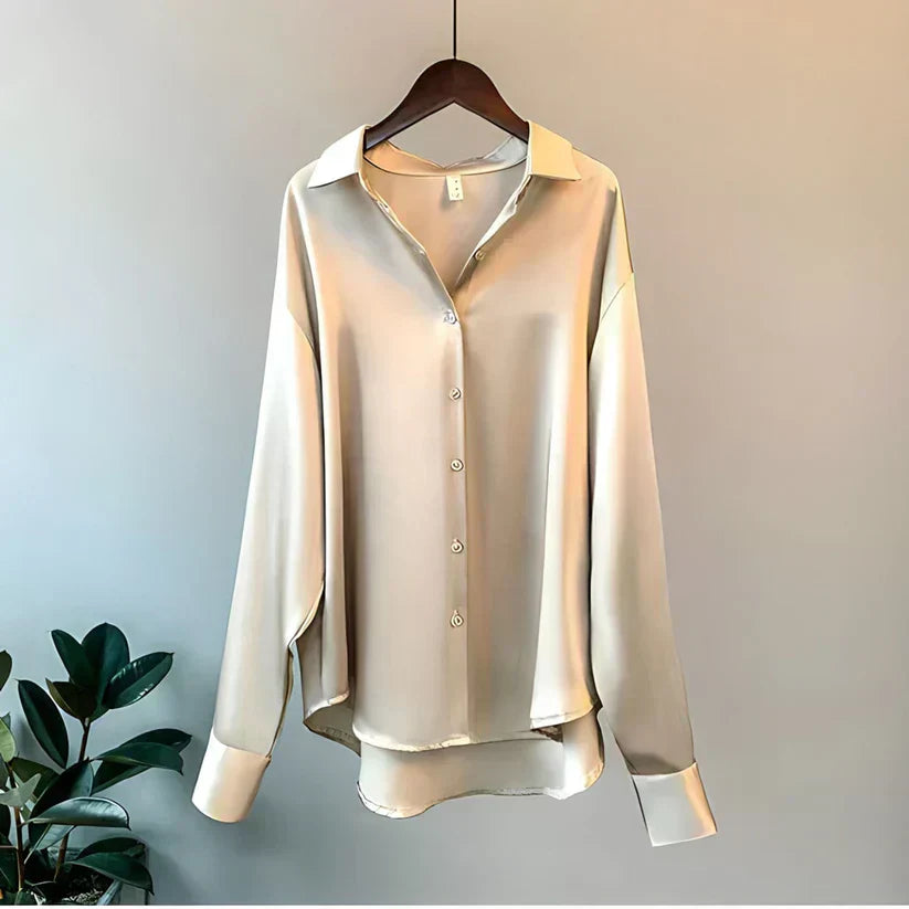 Women’s Shirt | Clean Design