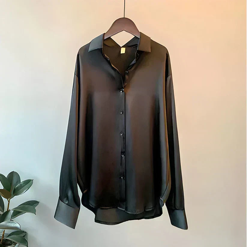 Women’s Shirt | Clean Design