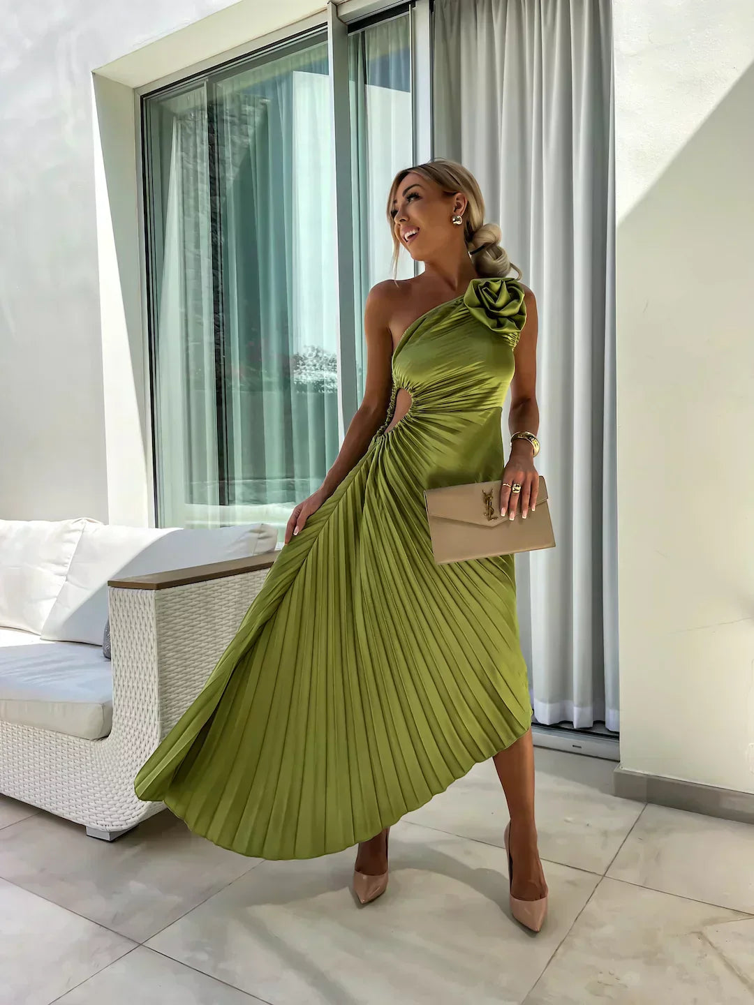 Women’s Pleated Shoulder Dress | Midi