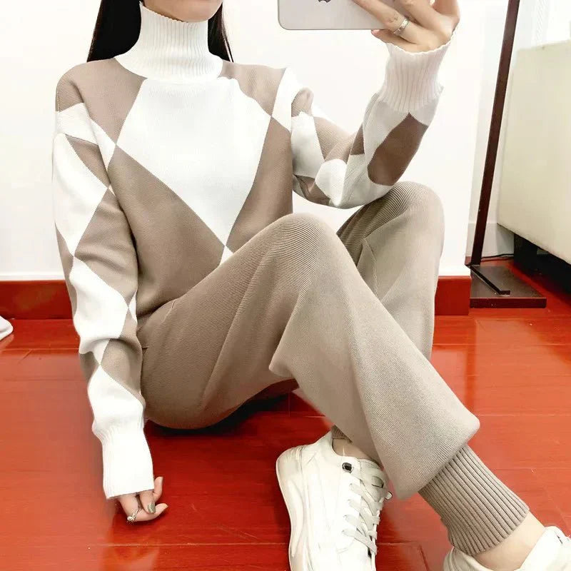 Women's Two-Piece Set with Coordinated Design and Versatile Style