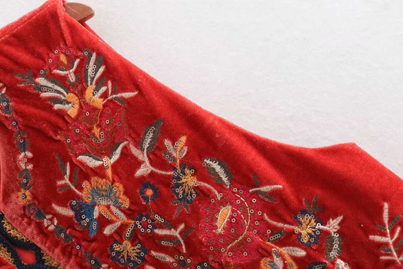 Women's Boho Waistcoat with Floral Design and Soft Texture