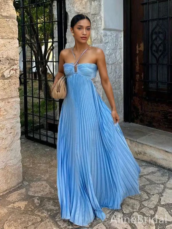 Women's Halter Maxi Dress with Elegant Design and Flowing Skirt