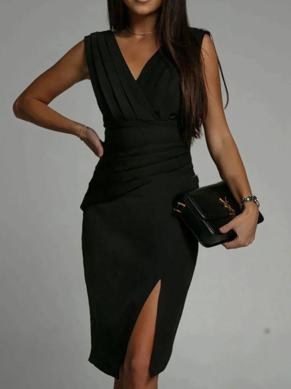 Women's Evening Dress with A-Line Silhouette and Sleeveless Design