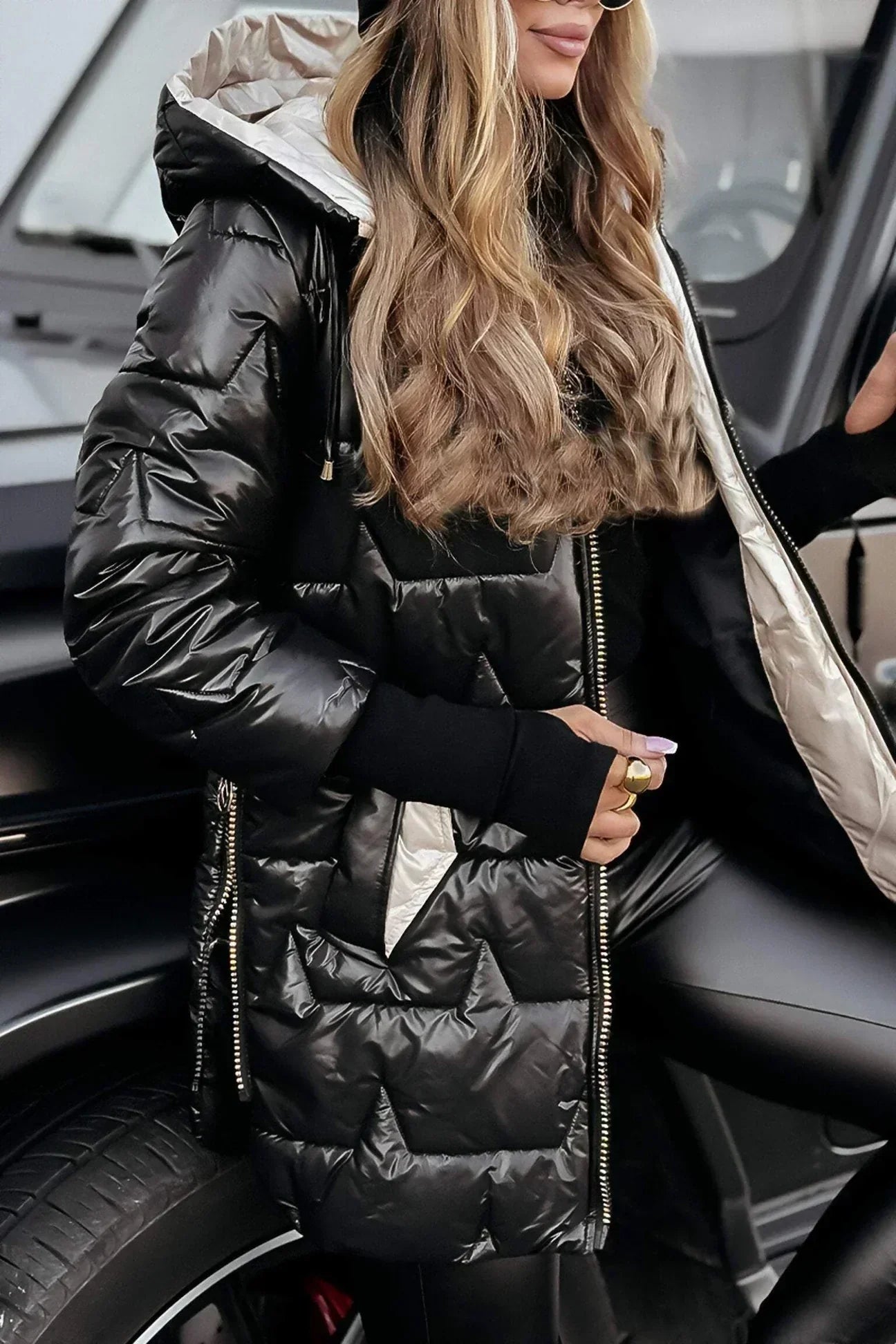 Women's Winter Coat with Insulated Design and Adjustable Hood