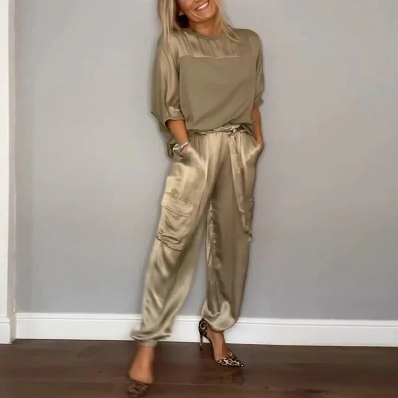 Women's Relaxed Clothing Set with Lightweight Fabric and Versatile Style