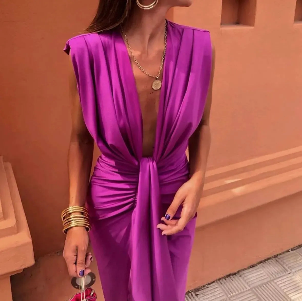 Women's Pleated Midi Dress with Soft Fabric and Flowing Design