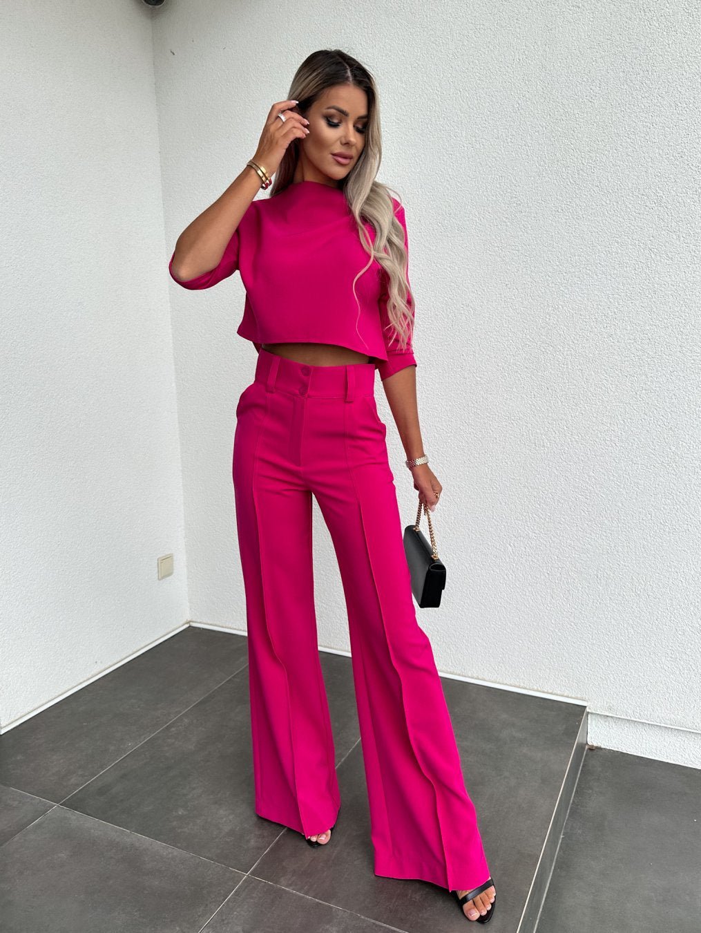 Women's Two-Piece Lounge Set with Relaxed Fit and Soft Fabric