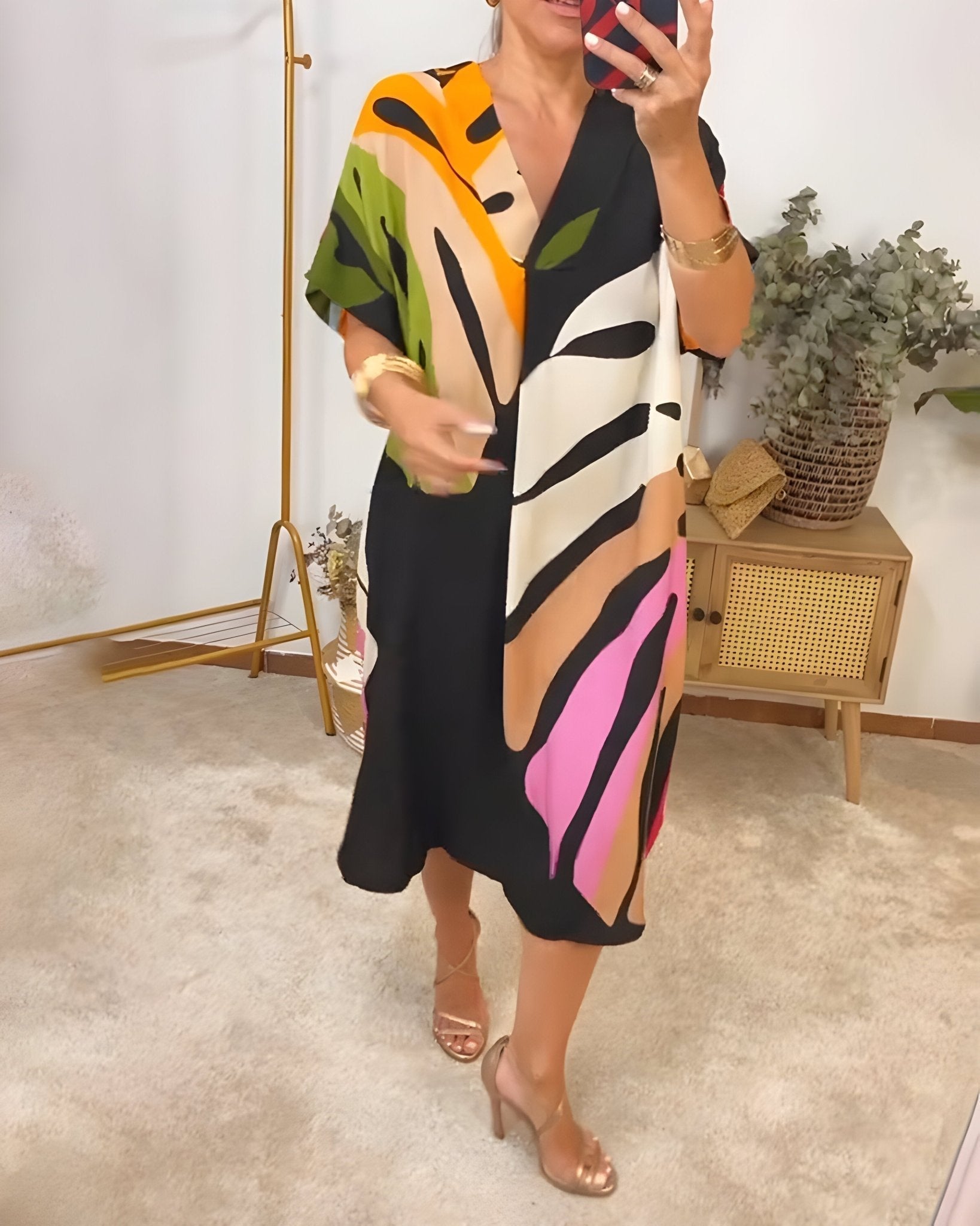 Women's Summer Dress with Sleeveless Design and Flowy Skirt