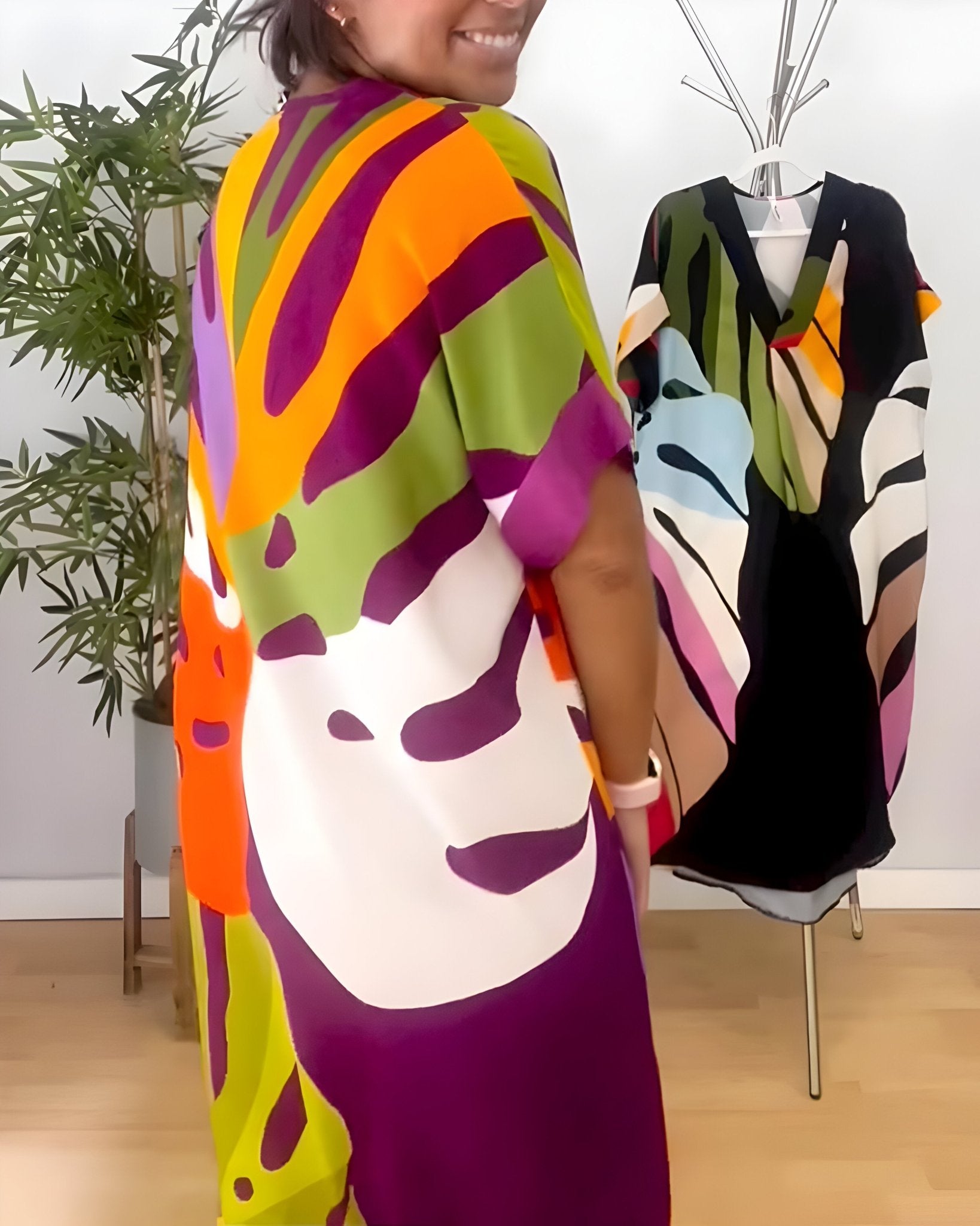 Women's Summer Dress with Sleeveless Design and Flowy Skirt