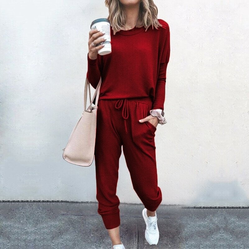 Women's Coordinated Set with Versatile Design and Comfortable Fit