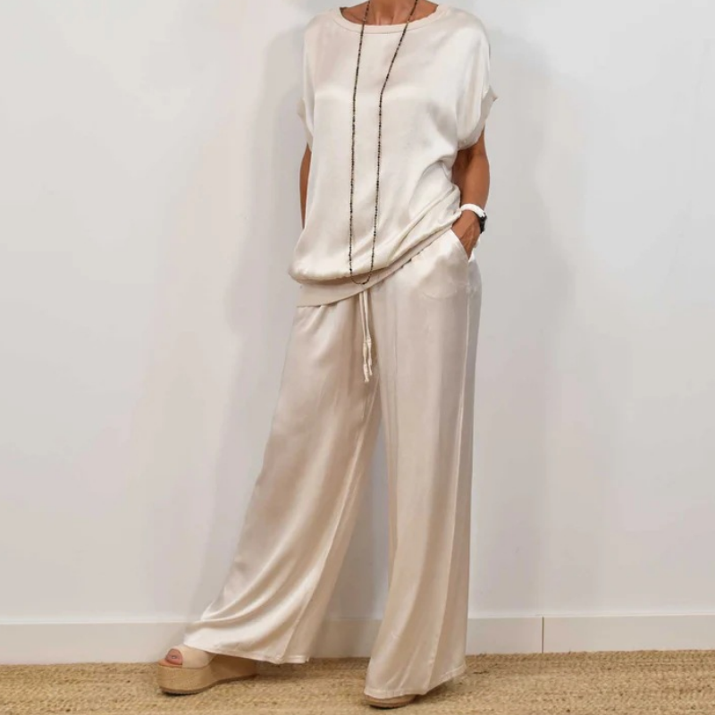 Women’s Matching Two-Piece Set | Simple Design
