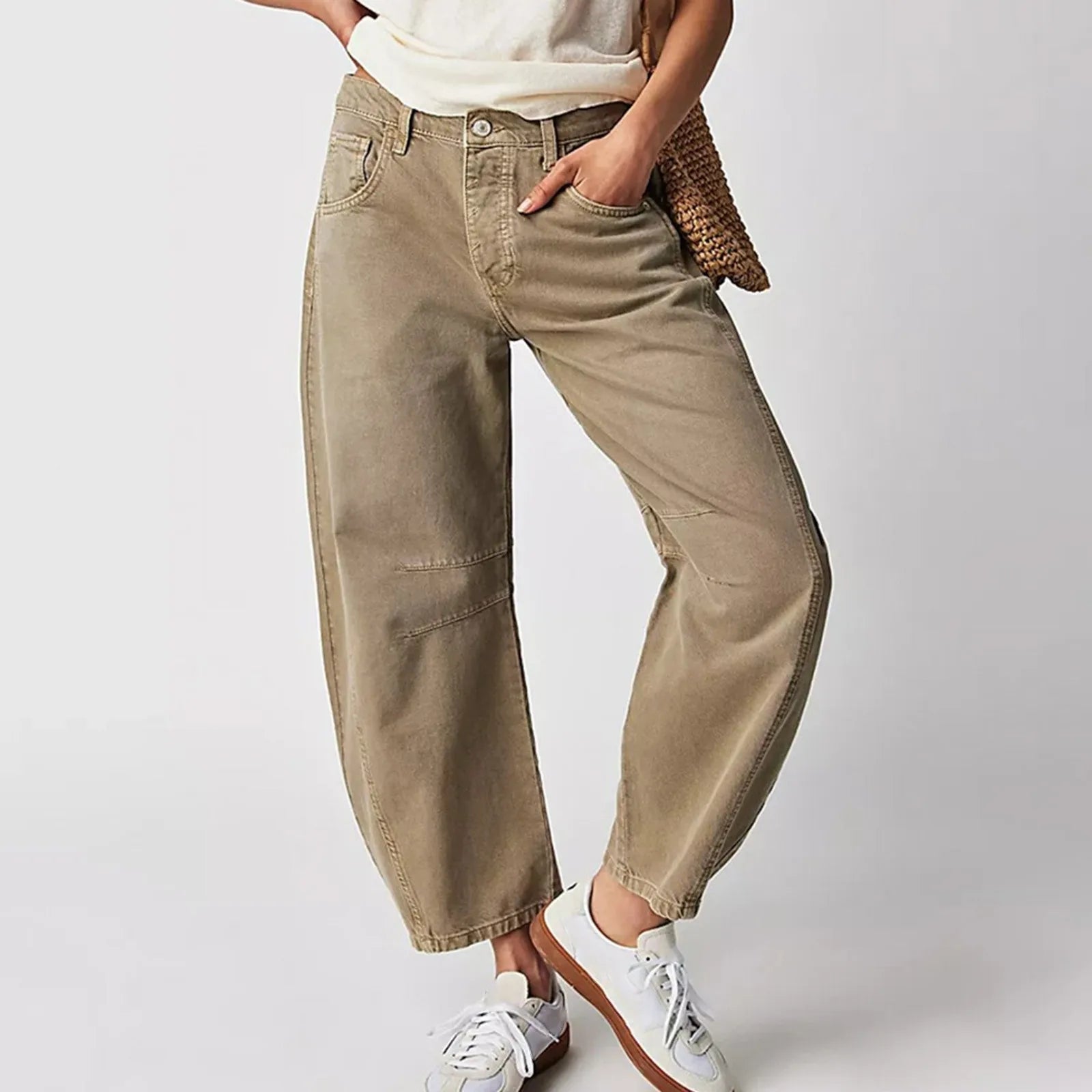 Women's Barrel Leg Jeans with High Waist and Relaxed Fit